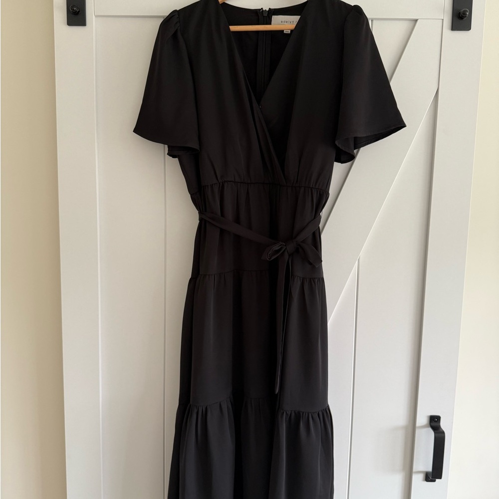 Adelyn Rae Black Midi Dress